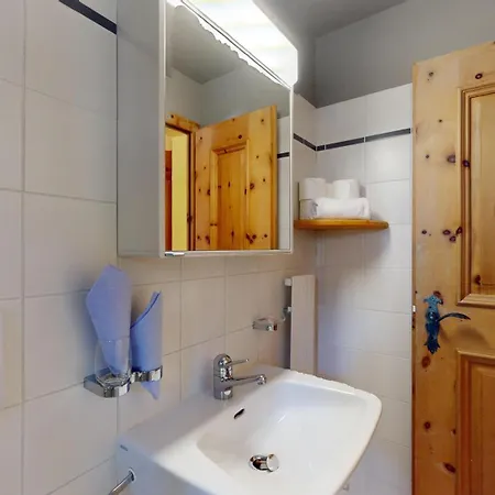 Champagna 5 Apartment *