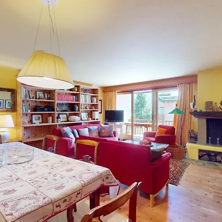 Champagna 5 アパート