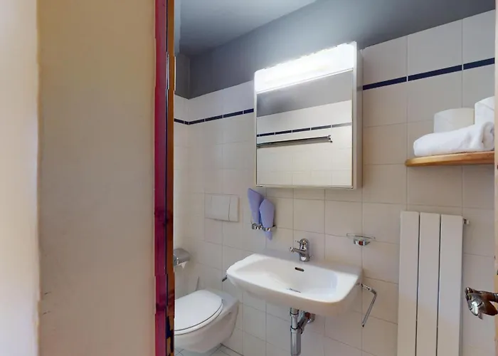 Champagna 5 Apartment