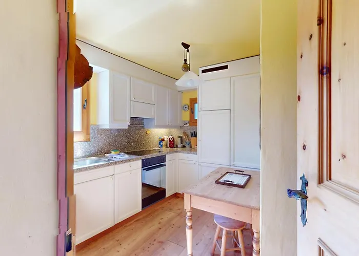 Champagna 5 Apartment